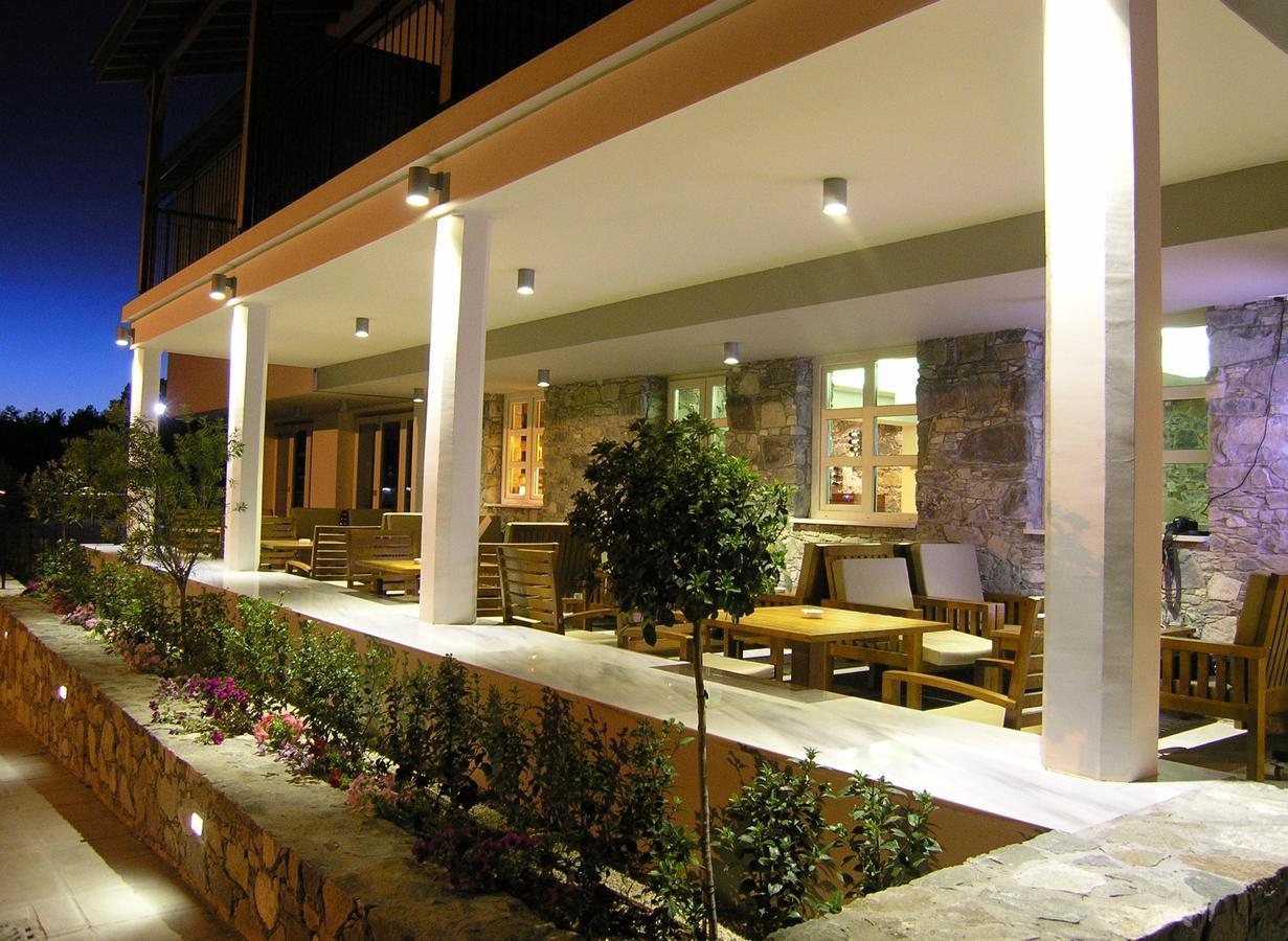 Livadia Hotel Kyperounta Eksteriør billede