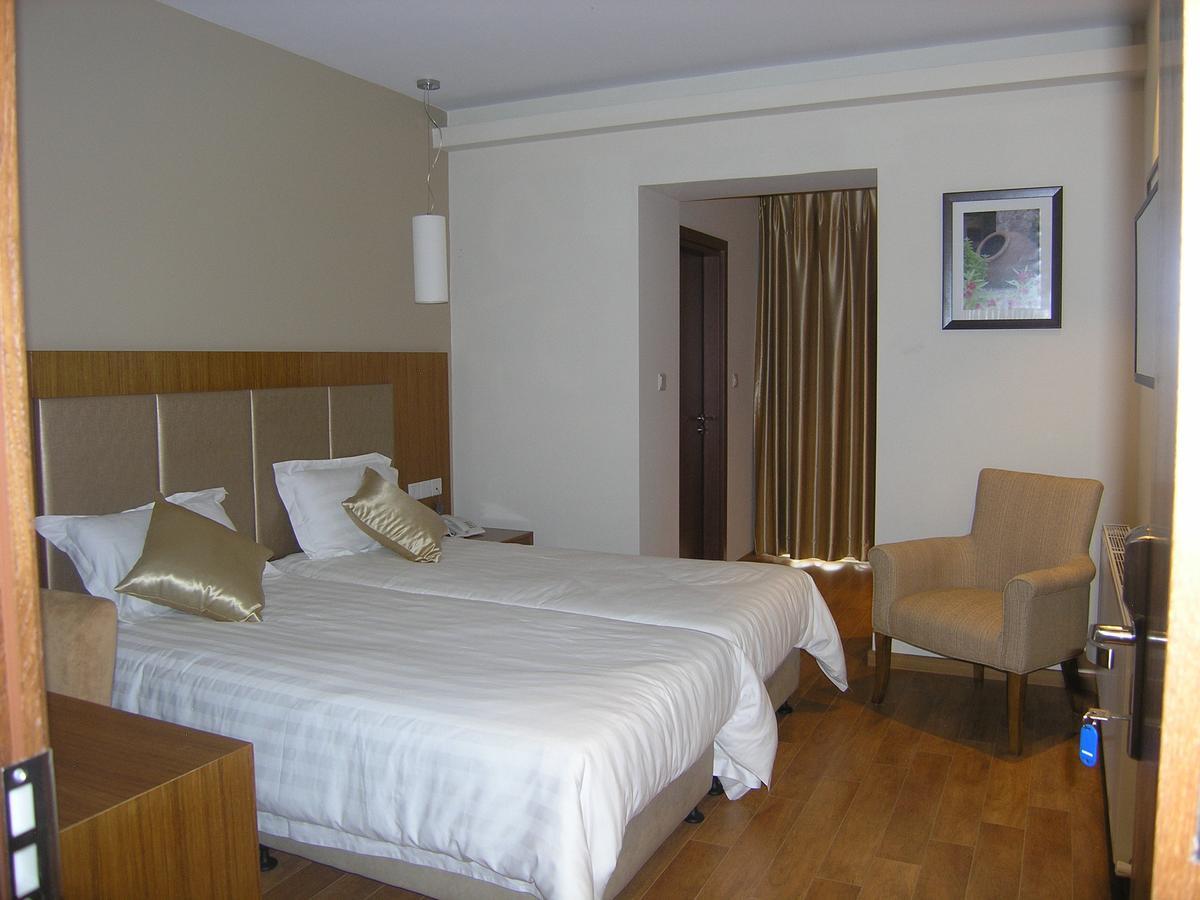 Livadia Hotel Kyperounta Værelse billede