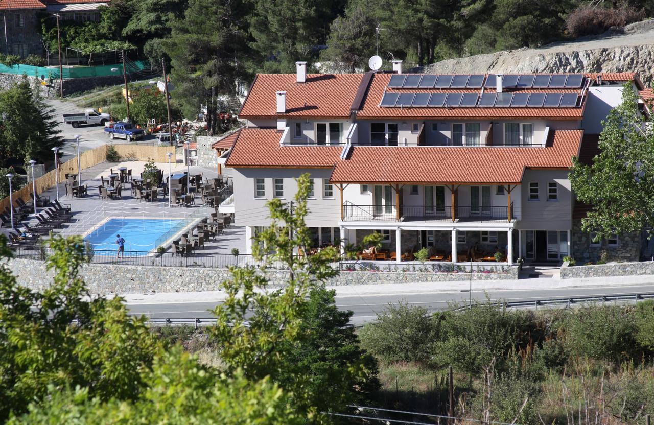 Livadia Hotel Kyperounta Eksteriør billede