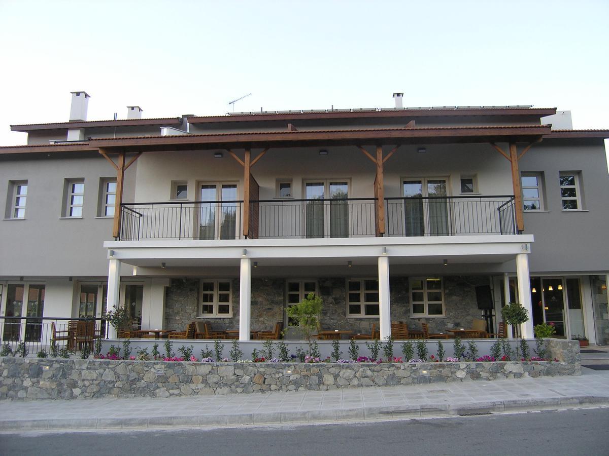Livadia Hotel Kyperounta Eksteriør billede